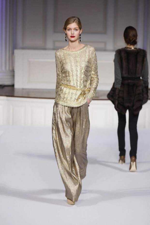 http://styleknitting.ru/images/phocagallery/oscar_de_la_renta/thumbs/phoca_thumb_l_169or.jpg