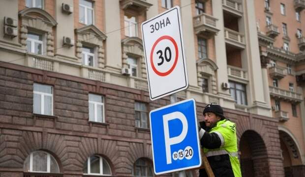 Схема движения на пересечении проспекта Генерала Дорохова и Рябиновой улицы изменится с 28 мая