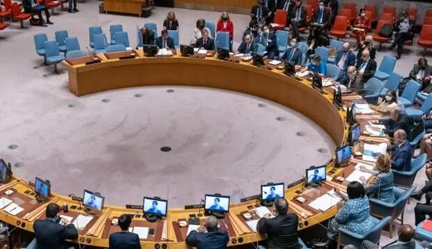 Руководство Франции попыталось выйти из тупиковой ситуации после того, как Россия и Китай в пятницу демонстративно заблокировали американскую резолюцию в ООН по ситуации в секторе Газа и прекращении
