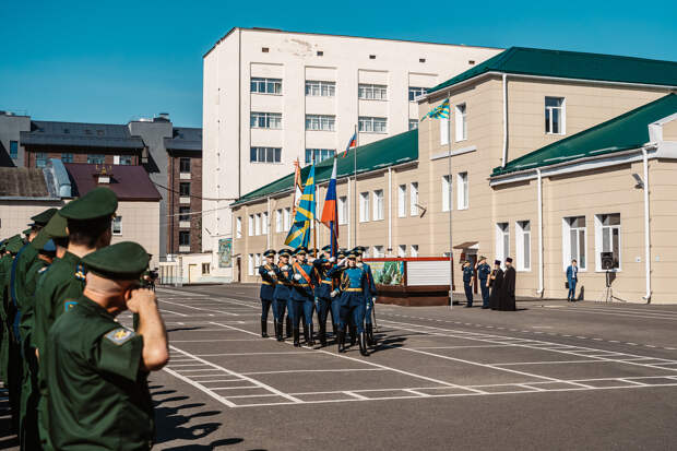 Губернатор Игорь Руденя поздравил с началом нового учебного года учащихся и преподавателей Военной академии воздушно-космической обороны