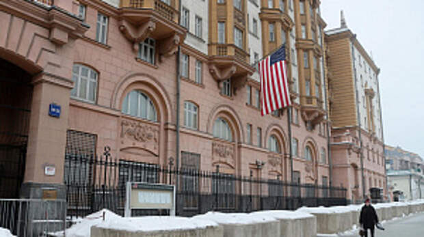 СМИ: МИД вручил посольству США ноту с требованием не вмешиваться в дела РФ