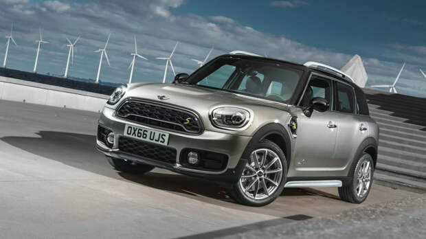 MINI Countryman стал гибридом