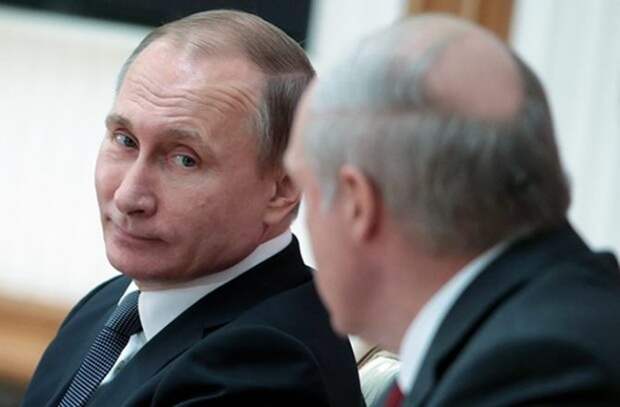 По тонкому льду: Лукашенко открыто шантажирует Кремль