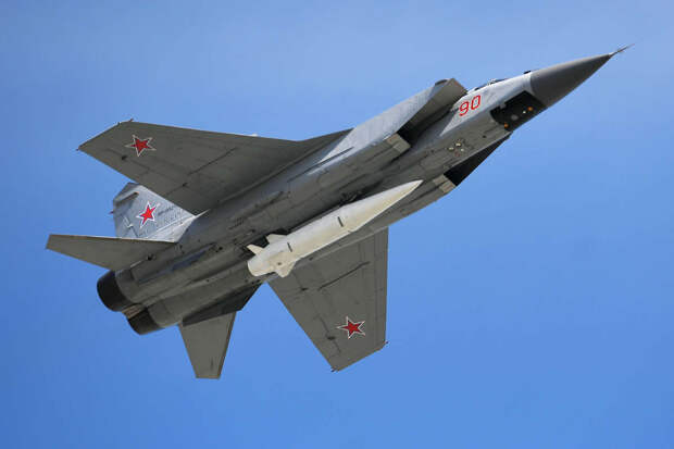 Военэксперт Баранец: после 9 мая Запад может усилить подготовку к конфликту с РФ