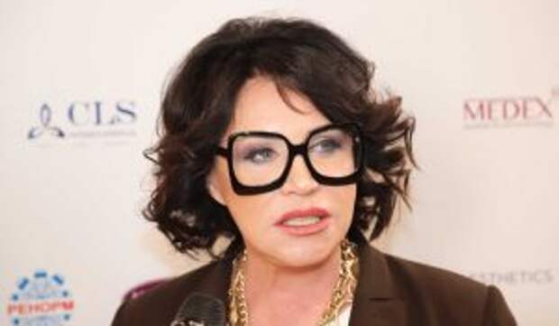 71-летняя Бабкина осталась одна: Ужасный человек, неадекватная