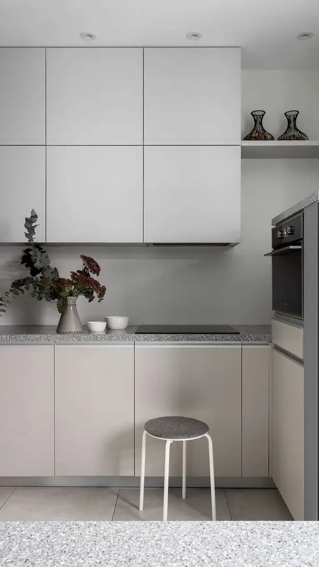 Привет из прошлого? 6 интерьеров со стильными кухонными уголками