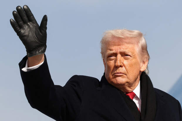 Трамп объяснил решение не бомбить Иран