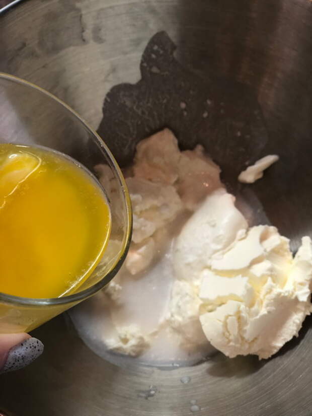Настоящая находка - торт «Рафаэлло». Семья оценила, говорят на много вкуснее конфет. Делюсь подробным рецептом