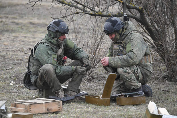 РИА Новости: трое раненых военных получили боевые протезы и вернулись на фронт