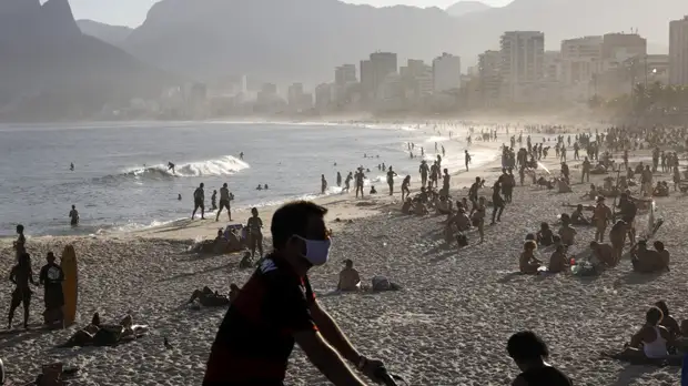 Число случаев коронавируса в Бразилии превысило 1,1 млн