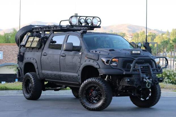 Автомобиль продается на площадке The Bring A Trailer.