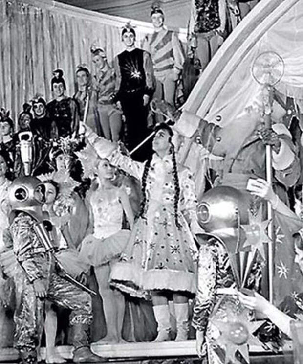 Какими были советские утренники sovietNY14 Какими были советские утренники