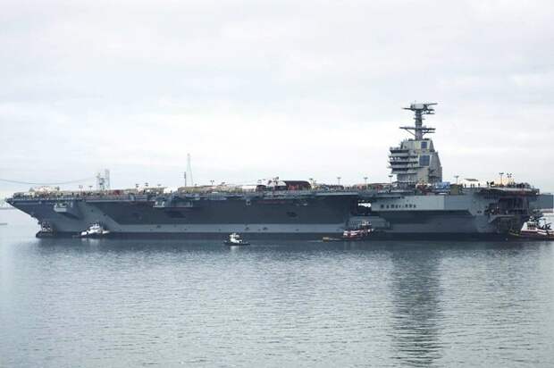 Новейший авианосец США признали небоеспособным Новейший авианосец США признали небоеспособным