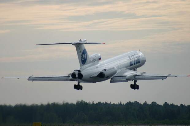 Ту-154 - самый массовый реактивный пассажирский самолет в истории СССР.