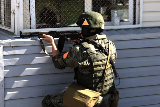 Мотострелковые подразделения ЦВО отразили нападение условного противника на военные объекты в Кузбассе