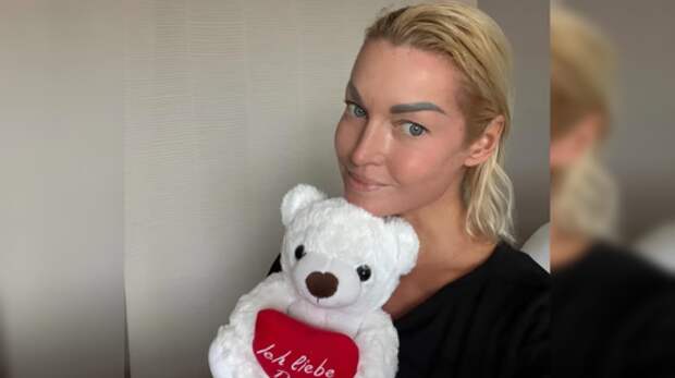 «Отдала деньги врагам»: оперировавшие Волочкову немцы оказались специалистами клиники «для бомжей»