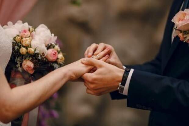 В Калужской области за февраль поженились 304 пары