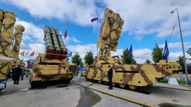 От зенитного «Панциря» до взрывозащитного топливного бака: суперновинки «Армии-2021»