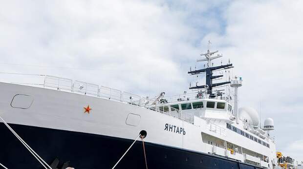 Секретный российский корабль вошел в Средиземное море