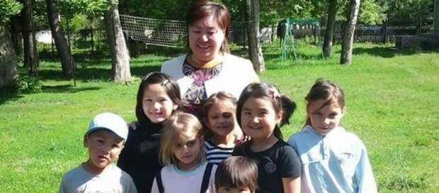 Мать-героиня: женщина стала мамой более 130 детей и всех вырастила настоящими людьми