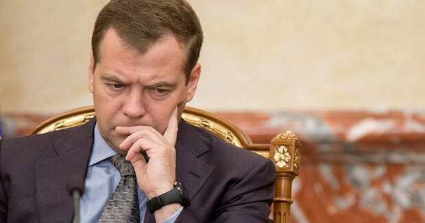 Кто сменит Медведева
