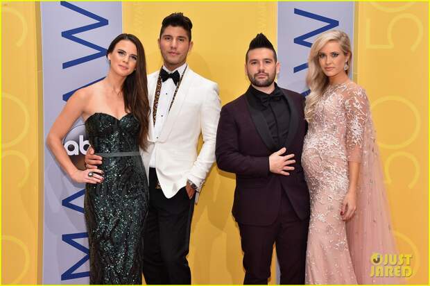 dan-and-shay-cma-awards-2016-03