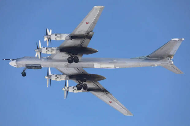 NSJ: бомбардировщики Ту-22М3 с трудом выживают в конфликтах