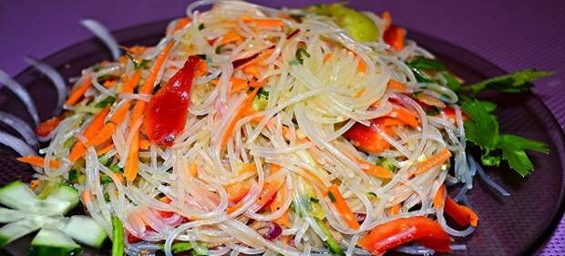 3937385_salat_s_funchozoy_i_ovoshchami (660x300, 104Kb)