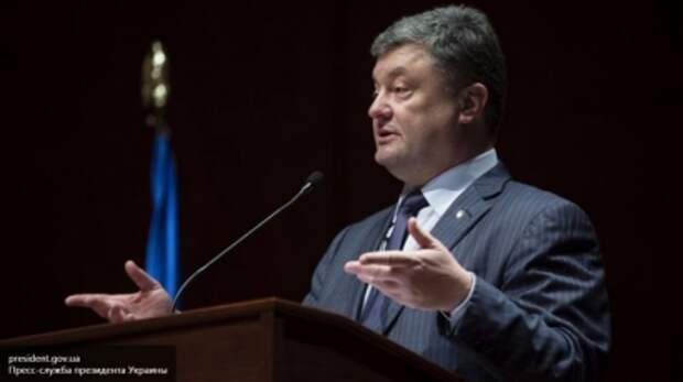 В Марипоуле - пить: Порошенко обратился к украинцам "под градусом"
