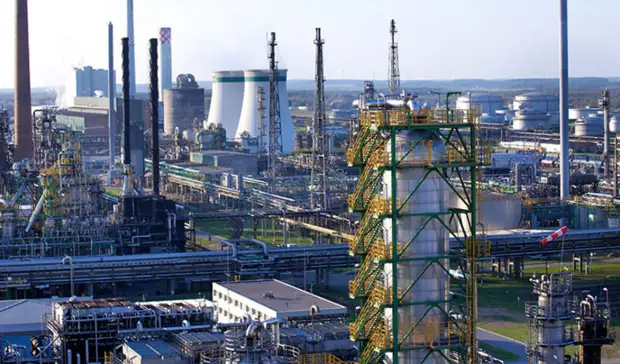 Германия готова поддержать инициативу Евросоюза о введении эмбарго на импорт нефти из России — WSJ