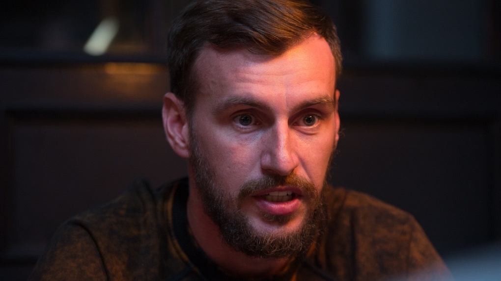 «Мне страшно за себя, за будущее своего сына. Нас давят, а мы молчим»