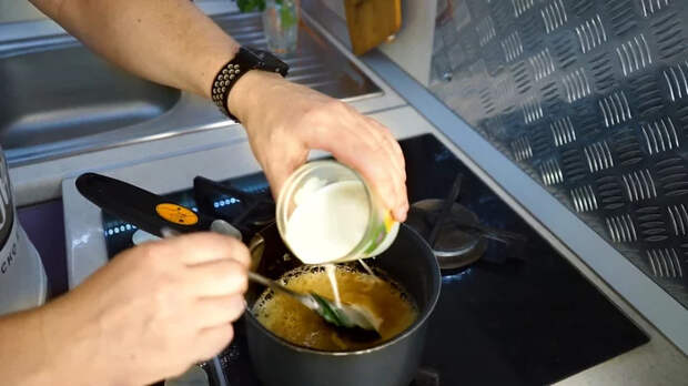 Пицца с сырным бортом Кулинария, Еда, Пицца, Наготовке, Видео рецепт, Сыр, Рецепт, Видео, Длиннопост