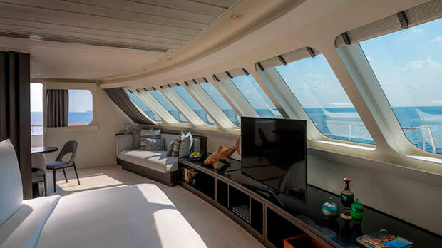 Four Seasons Explorer 