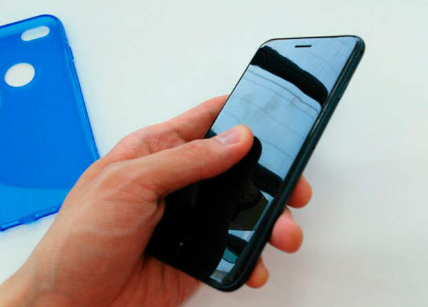 iPhone-6-black-14