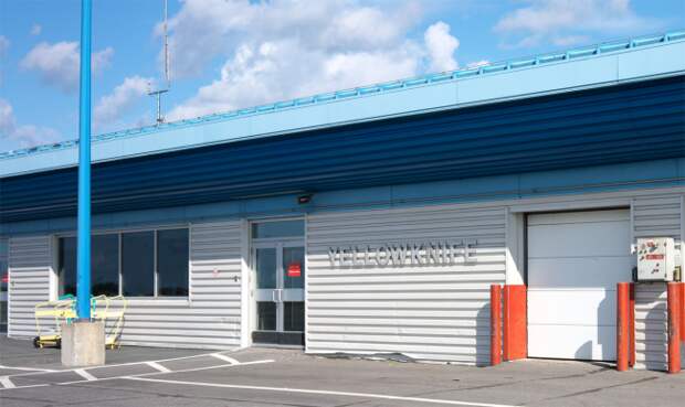 yellowknife airport pilot audio ufos