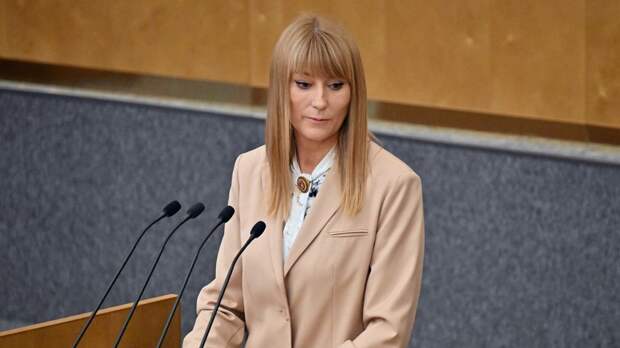 Журова: Петросян — молодец, но не надо заранее вешать на неё олимпийскую медаль