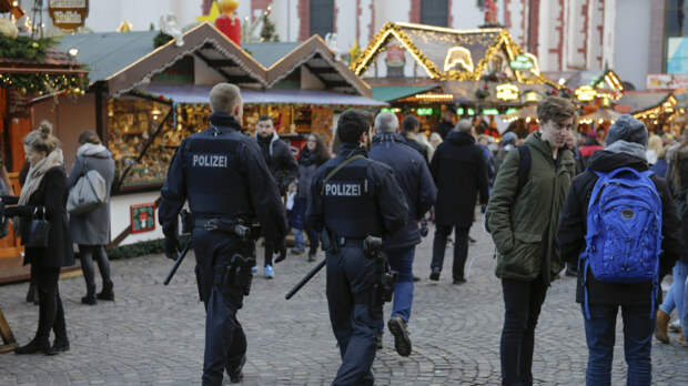 Более 60% жителей Германии опасаются терактов на Рождество, показал опрос