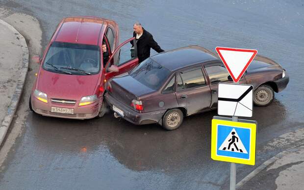 Число случаев мошенничества с европротоколом растет в России