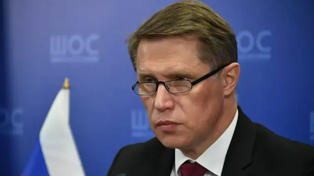 Мурашко напомнил о мерах профилактики COVID-19