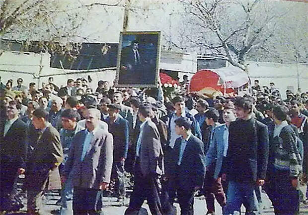 Похороны Бахтияра, апрель 1998 года, Азербайджан