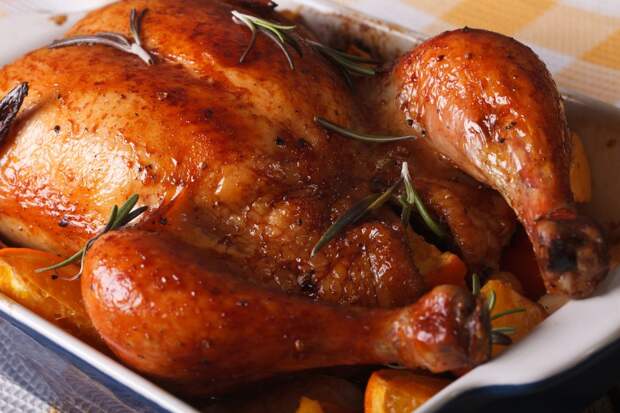 Как сохранить почти все соки в запеченной курице: метод всемирно известного повара
