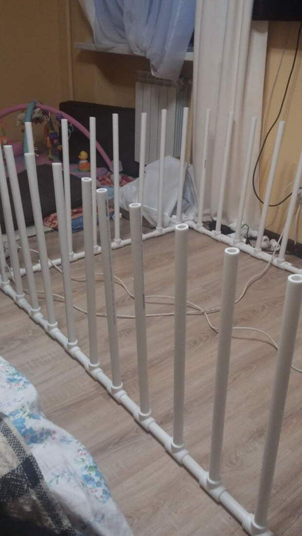 Манеж для ребёнка из пластиковых труб своими руками Манеж для ребёнка из пластиковых труб своими руками