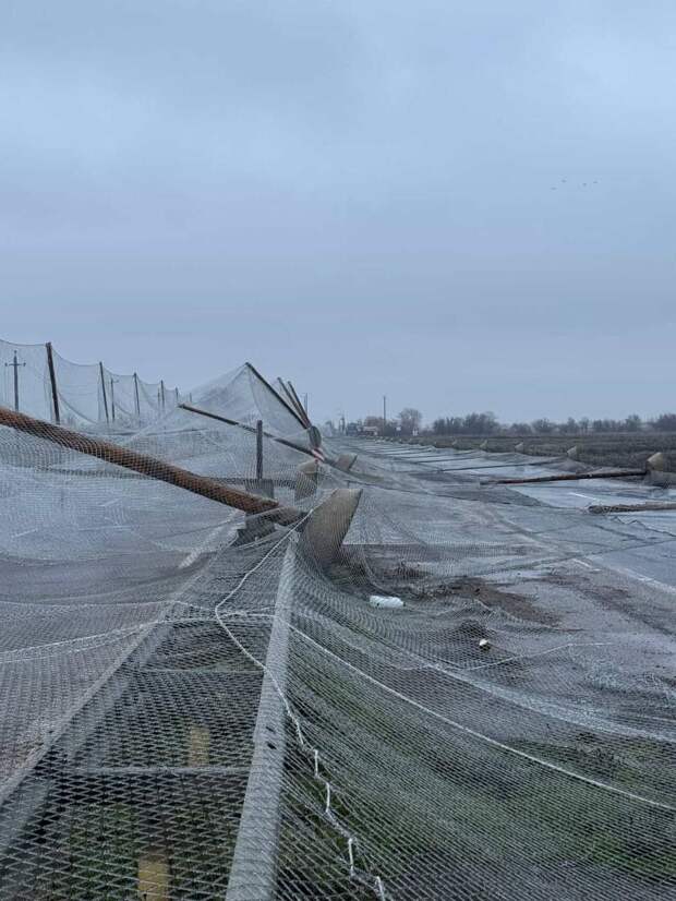 ‼️🇺🇦🏴‍☠️На трассе Николаев-Херсон обвалился большой участок тоннеля с защитой от