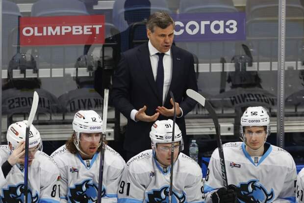 Квартальнов ответил на попытку вывести с трибуны болельщика с флагом Татарстана