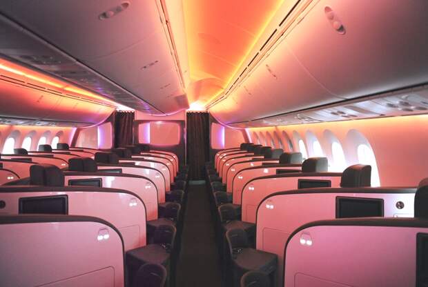 Virgin-Atlantic-Airways-Upper-Class-Bar-and-Cabin-Interior 1