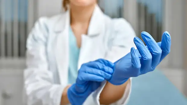 Исследование SuperJob: вакансии врачей стали самыми высокооплачиваемыми в городах до 1 млн жителей