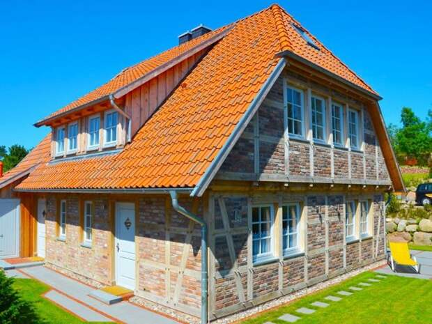 Красивые крыши домов с мансардой и балконом: фото, интересные идеи (103 фото)