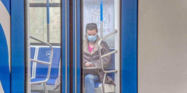 Дептранс: Утром 15 мая 99% пассажиров метро надели маски / Фото: mos.ru