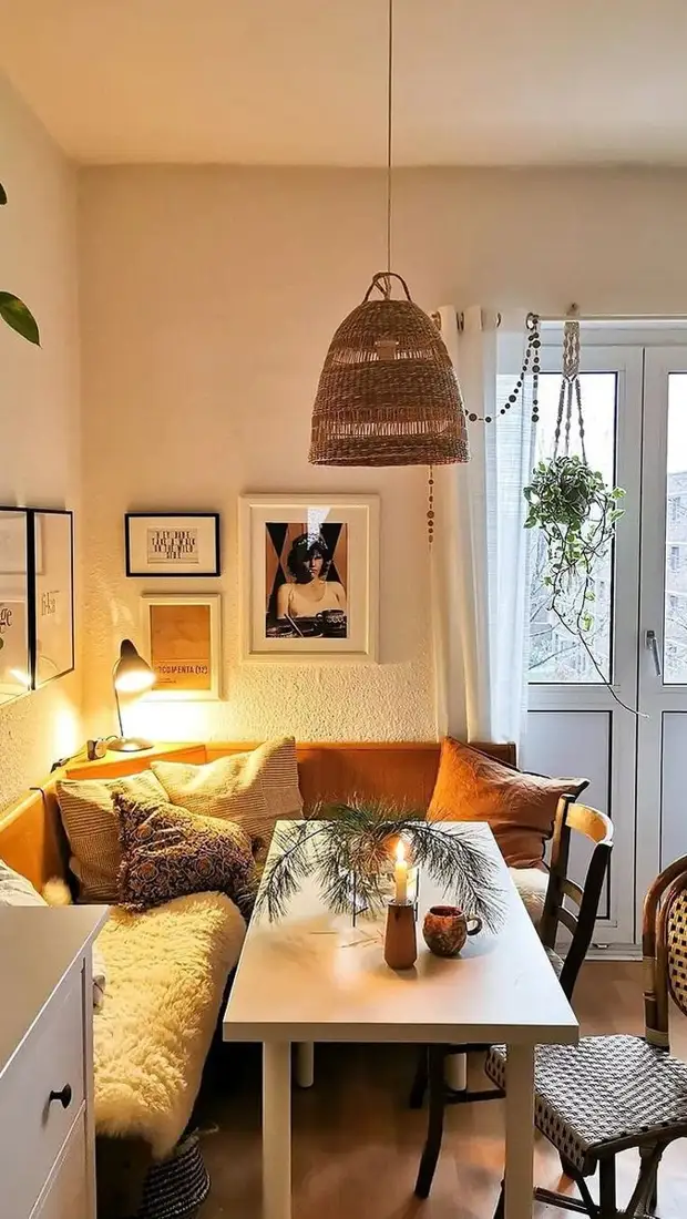 Привет из прошлого? 6 интерьеров со стильными кухонными уголками