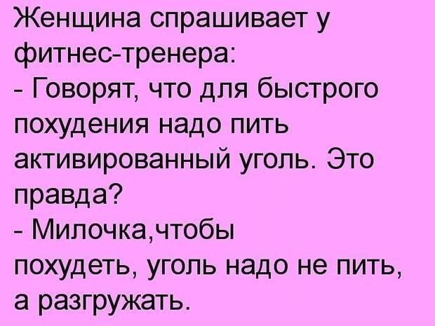Капитану российского судна захваченного в Сомали, пираты подарили кинжал... Капитану российского судна захваченного в Сомали, пираты подарили кинжал...